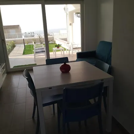 Splendida Trinità D'aguglio Apartment, Vignola